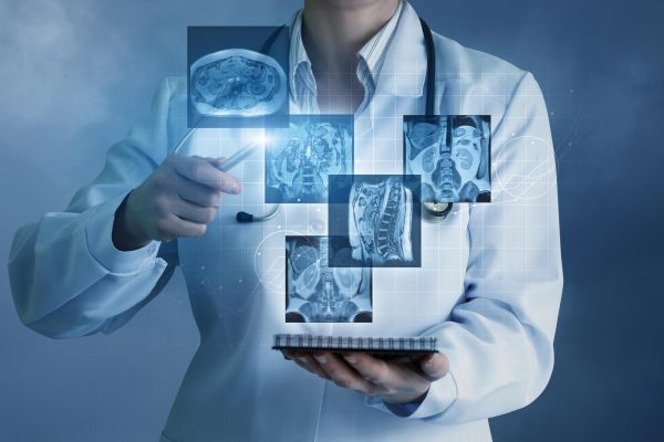 Entrada Médicos Especialista XII Curso Radiología Oncológica INEN